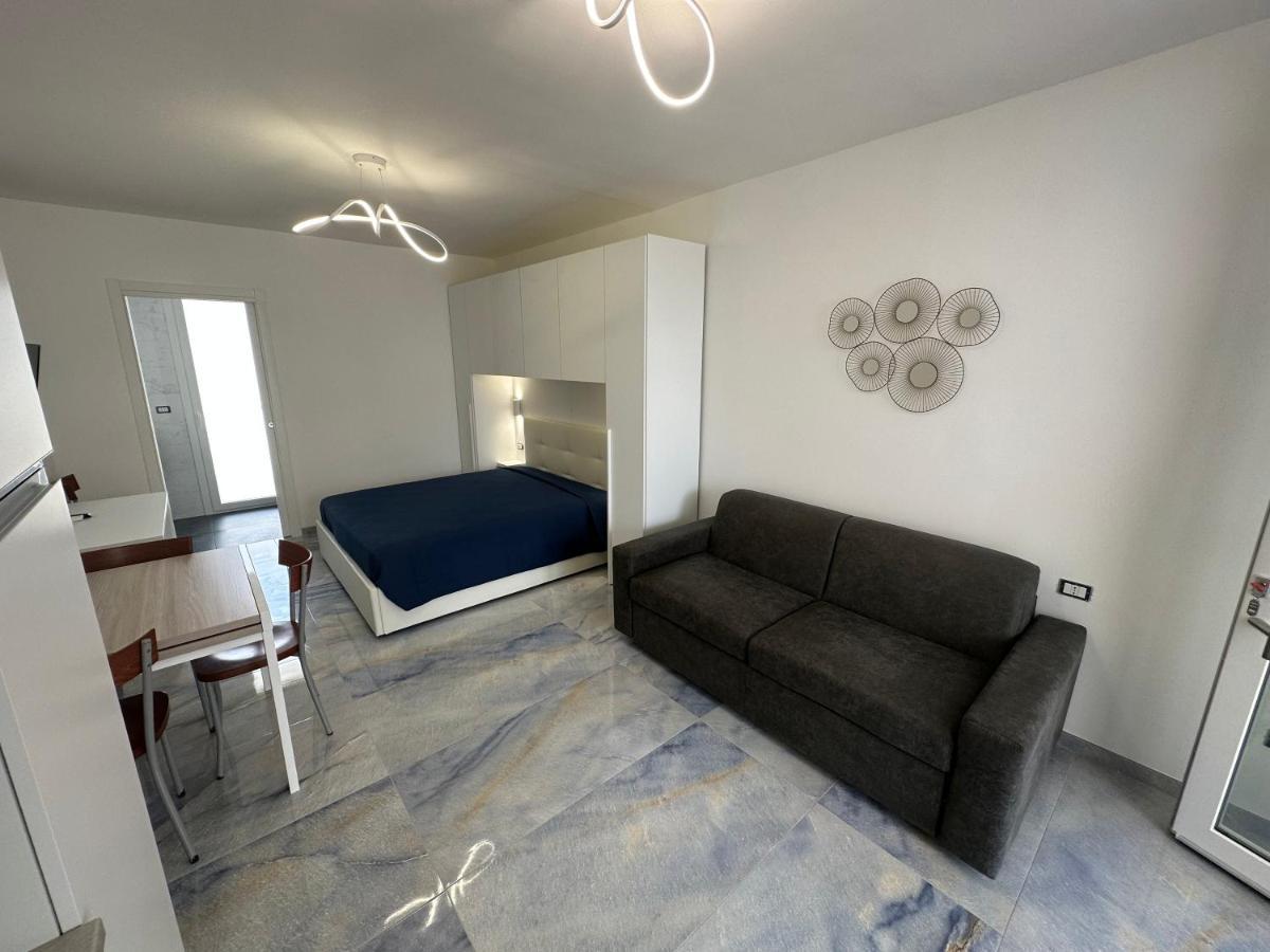 Infinity Residence Con Parcheggio Porto Cesareo Eksteriør bilde