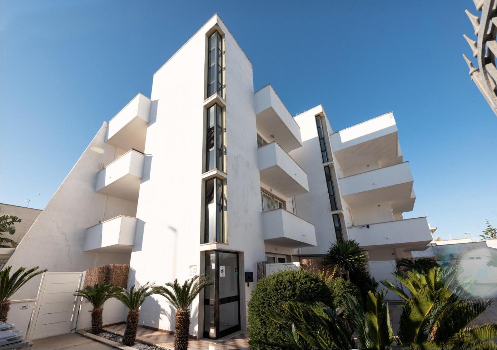 Infinity Residence Con Parcheggio Porto Cesareo Eksteriør bilde