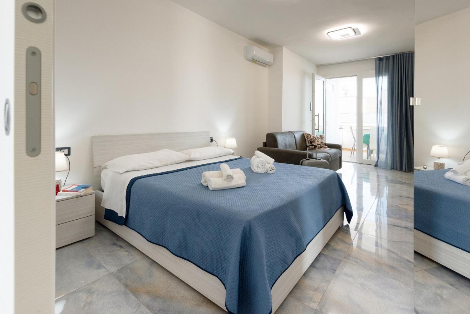 Infinity Residence Con Parcheggio Porto Cesareo Eksteriør bilde